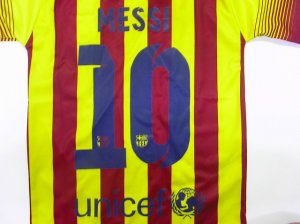 画像1: 子供用 K134 バルセロナAWAY MESSI*10 メッシ 2014 黄赤 ゲームシャツ パンツ付