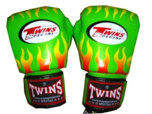 画像1: 新品 正規 TWINS 本格ボクシンググローブ FIRE 緑 /ボクシング/ムエタイ/本革製/グローブ