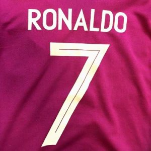 画像1: 大人用 A013 ポルトガル RONALDO*7 ロナウド 紫赤 18 ゲームシャツ パンツ付