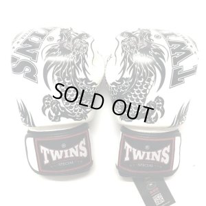 画像1: 新品 正規 TWINS 本格ボクシンググローブ TWドラゴン 白 /ボクシング/ムエタイ/本革製/グローブ