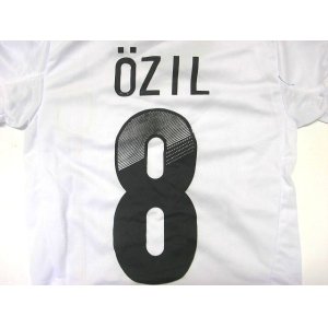 画像: 子供用 K031 ドイツHOME OZIL*8 エジル 白 2012 ゲームシャツ パンツ付 /サッカー/オーダーメイド/ネーム作成/通販/キッズ/ジュニア/子供用/大人用/オリジナル 