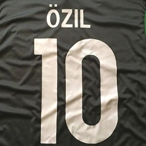 画像: 子供用 K055 ドイツAWAY OZIL*10 エジル 黒しま袖緑 17 ゲームシャツ パンツ付 /サッカー/オーダーメイド/ネーム作成/通販/キッズ/ジュニア/子供用/大人用/オリジナル