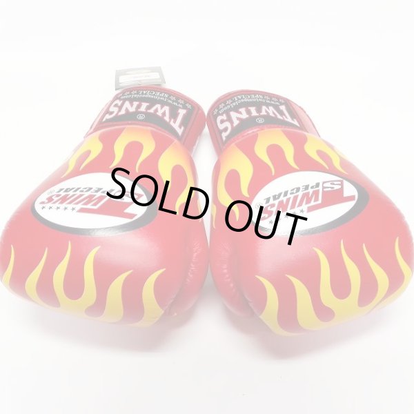 画像2: 新品 正規 TWINS 本格ボクシンググローブ FIRE 赤 /ボクシング/ムエタイ/本革製/グローブ (2)