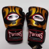 画像: 新品 正規 TWINS 本格ボクシンググローブ METAL 黒金 /ボクシング/ムエタイ/本革製/グローブ