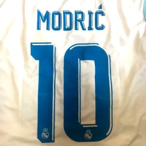 画像: 子供用 K001 レアルマドリードHOME MODRIC*10 モドリッチ 白青ライン 18 ゲームシャツ パンツ付