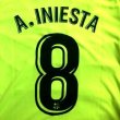 画像1: 大人用 A134 バルセロナ A.INIESTA*8 イニエスタ 黄斜め線 20 ゲームシャツ パンツ付 (1)