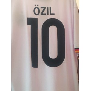 画像: 子供用 K031 ドイツHOME OZIL*10 エジル 16 白 ゲームシャツ パンツ付 /サッカー/オーダーメイド/ネーム作成/通販/キッズ/ジュニア/子供用/大人用/オリジナル